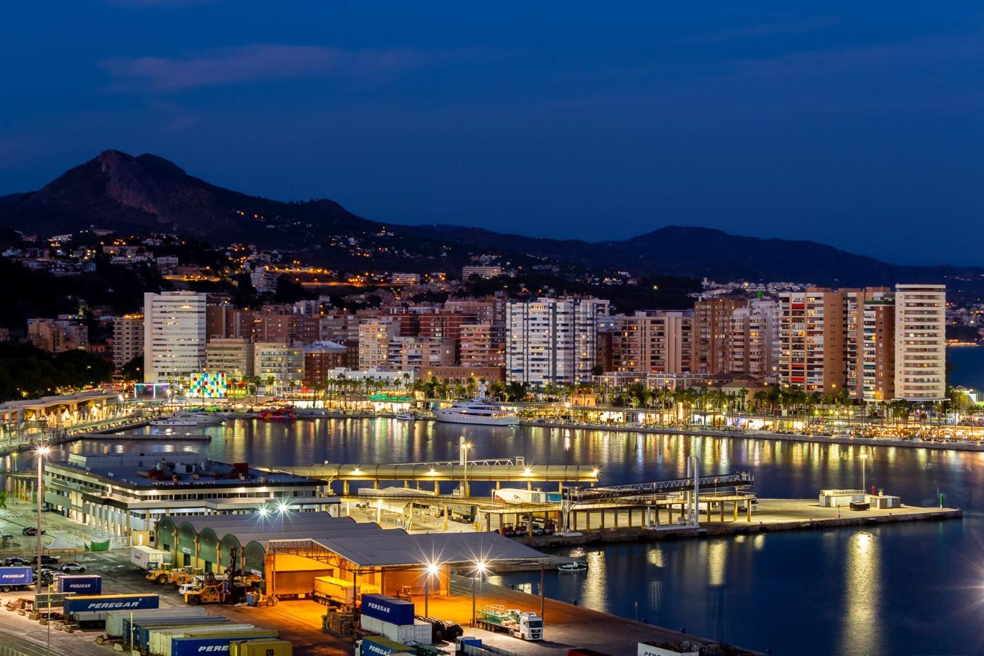Apt Alameda De Colon Solo Familias Malaga Zewnętrze zdjęcie