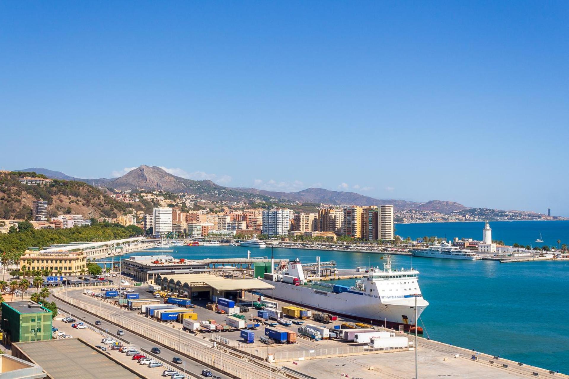 Apt Alameda De Colon Solo Familias Malaga Zewnętrze zdjęcie